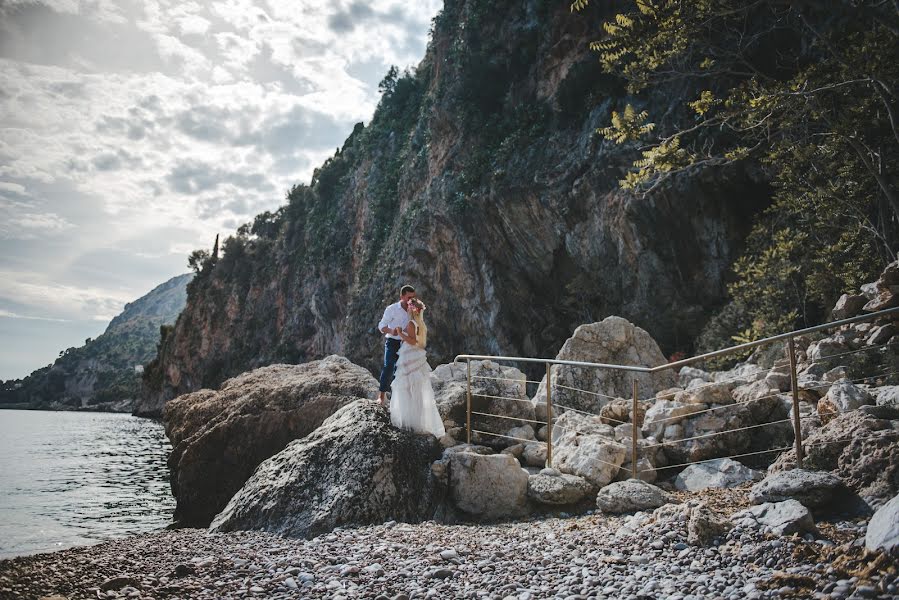 Vestuvių fotografas Panainte Cristina (panaintecristin). Nuotrauka 2017 birželio 9