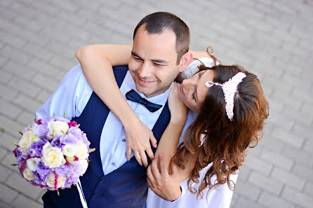 Fotografo di matrimoni Zinaida Butkova (butkova). Foto del 15 aprile 2016