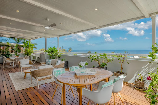 Appartement avec piscine 1