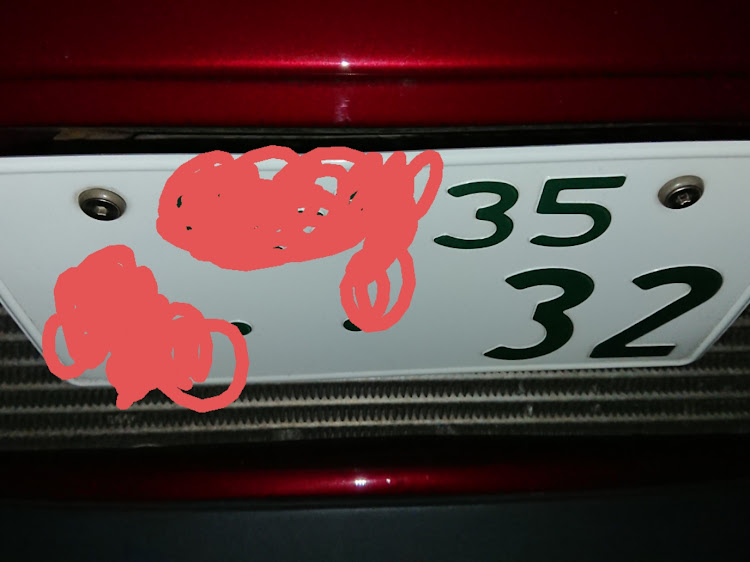 スカイライン GT-Rの242styleさんが投稿したカスタム事例の投稿画像1枚目