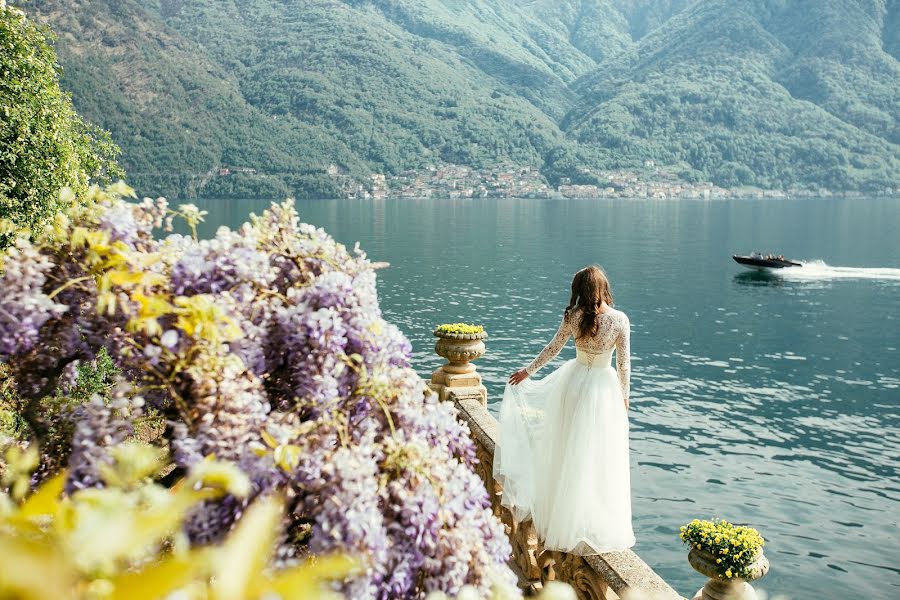 Fotógrafo de casamento Dmitriy Roman (romdim). Foto de 26 de maio 2017