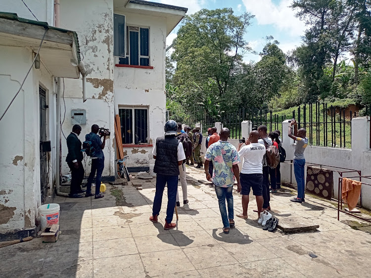 Police officers at former Kakamega senator Cleophas Malala's residence on Thursday last week