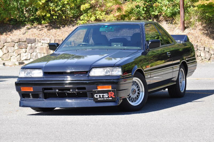 スカイラインのスカイライン・R31スカイライン・R31 GTS-Rに関するカスタム事例｜車のカスタム情報はCARTUNE