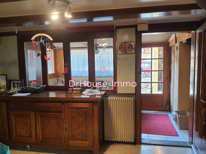 Vente maison 7 pièces 196 m² à Balschwiller (68210), 296 000 €