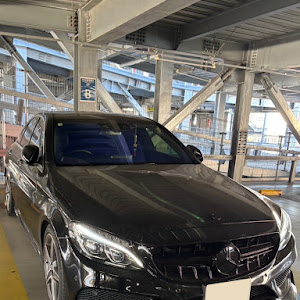 Cクラス セダン W205