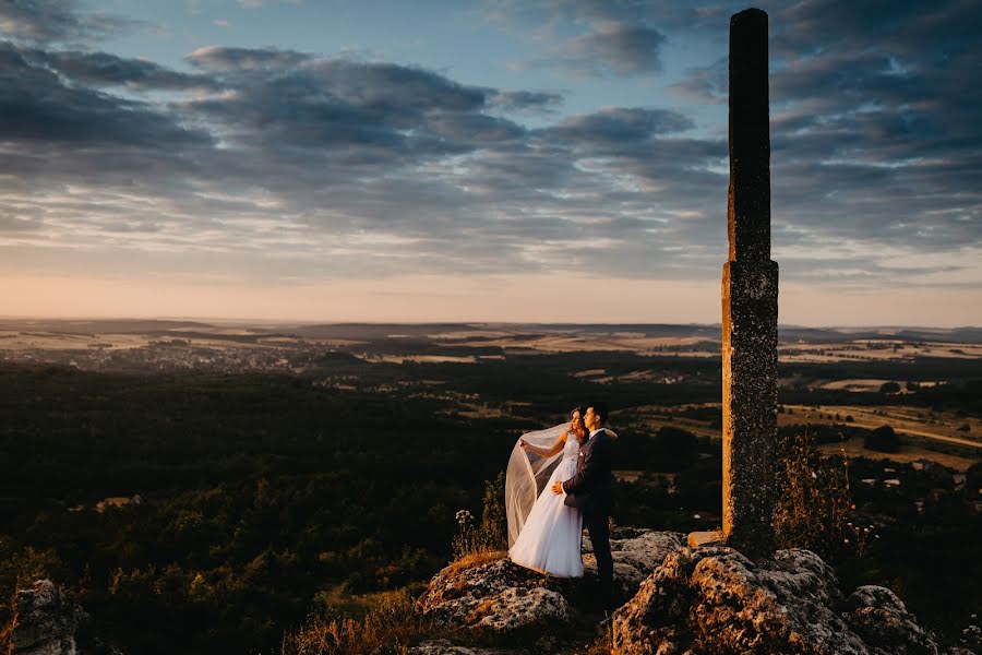 Весільний фотограф Marcin Walawender (marcinwalawende). Фотографія від 21 серпня 2019