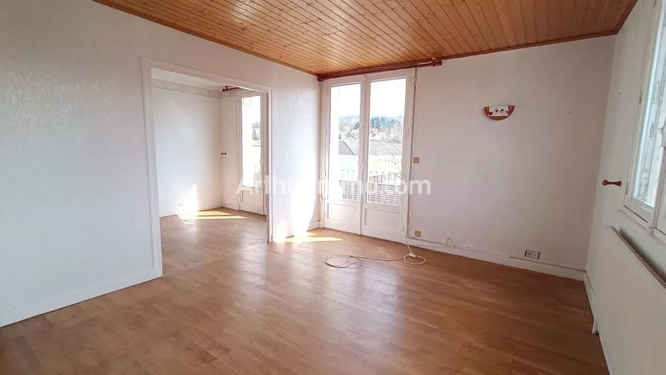 Vente appartement 4 pièces 68 m² à Lons-le-Saunier (39000), 79 000 €