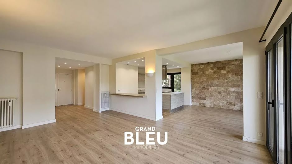 Location  appartement 5 pièces 135 m² à Nice (06000), 2 800 €