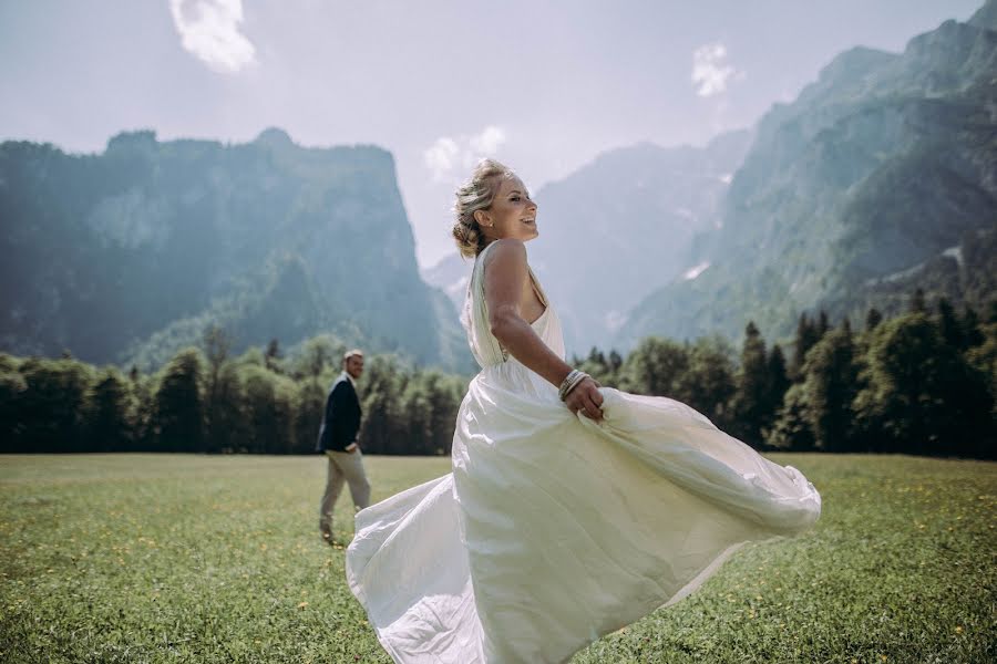 Wedding photographer Karina Ostapenko (karinaostapenko). Photo of 10 August 2017