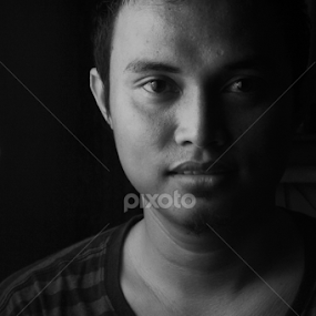 Just Smile by Aswin Kep - People Portraits of Men