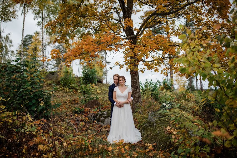 Wedding photographer Anette Bruzan (bruzan). Photo of 20 October 2019