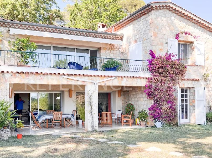 Vente villa 6 pièces 220 m² à Mougins (06250), 1 680 000 €