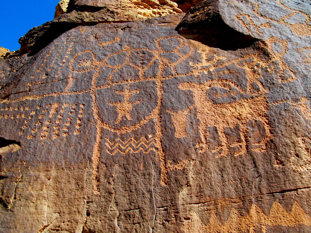 Daddy Canyon petroglyphs