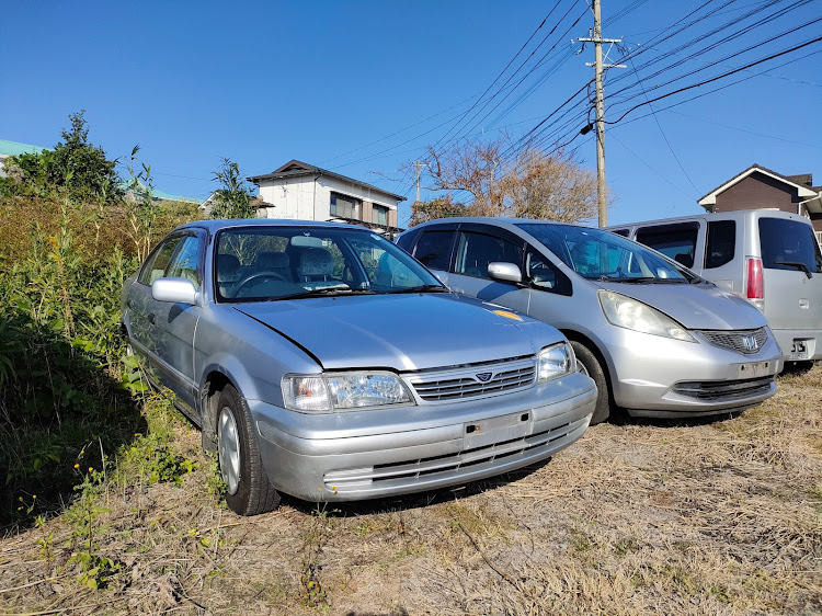 カローラアクシオのお久しぶりです・また1台レア車が・ターセルに関するカスタム事例の投稿画像2枚目