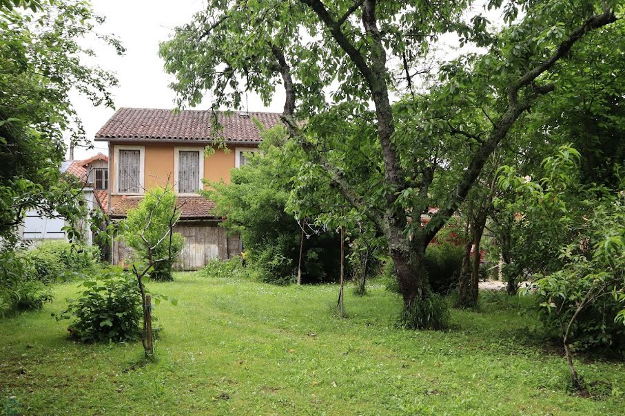 Vente maison 6 pièces 152 m² à Trie-sur-Baïse (65220), 131 000 €