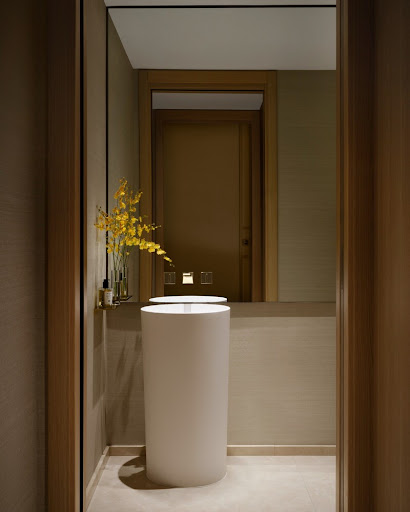 Appartement avec terrasse et piscine 4