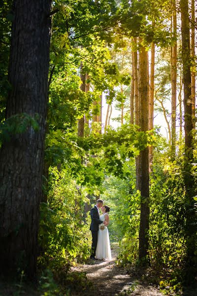 結婚式の写真家Mikhail Yarockiy (maleekjaro)。2016 2月16日の写真