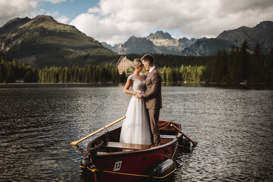 Wedding photographer Radoslaw Ledwożyw (radofotografia). Photo of 16 December 2022