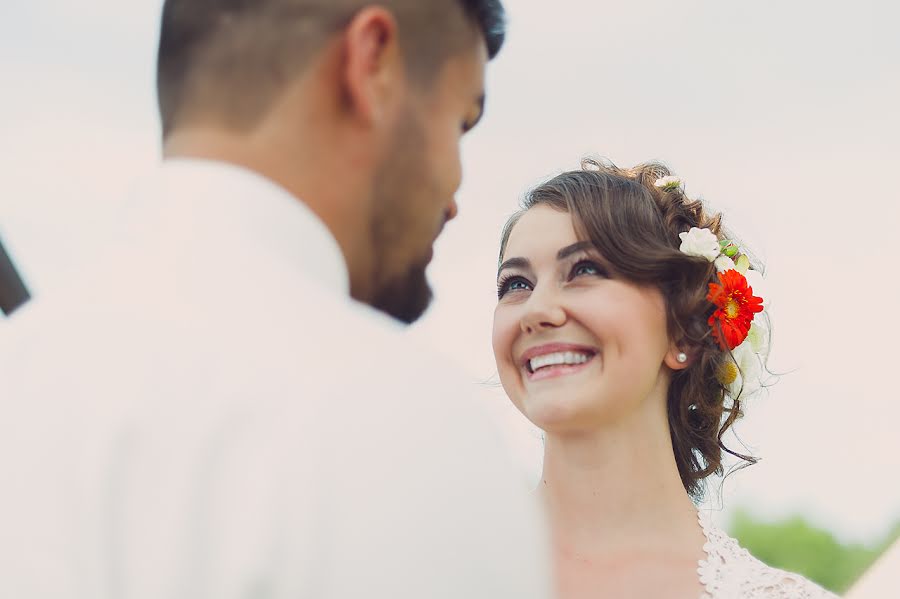 Fotógrafo de casamento Sergey Vokhmincev (svshot). Foto de 25 de setembro 2014