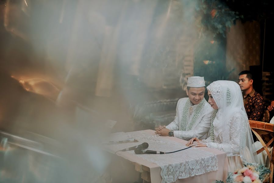 Vestuvių fotografas Hendra Paku Sadewa Ramelan (ukaphotography91). Nuotrauka 2018 balandžio 16
