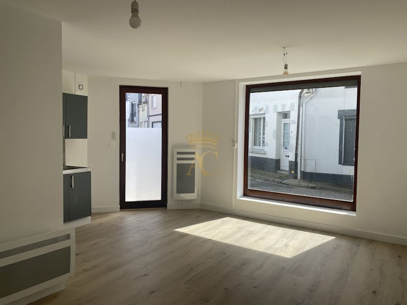 Location  appartement 1 pièce 28 m² à Etaples (62630), 450 €