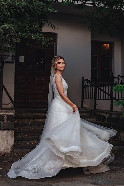 Fotógrafo de bodas Zhenya Maksimyuk (jeymphoto). Foto del 1 de septiembre 2021