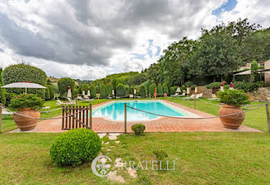 Villa avec piscine et jardin 2