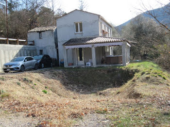 maison à Roquesteron (06)