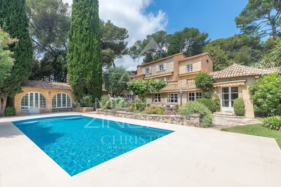 Vente villa 6 pièces 360 m² à Antibes (06600), 3 300 000 €