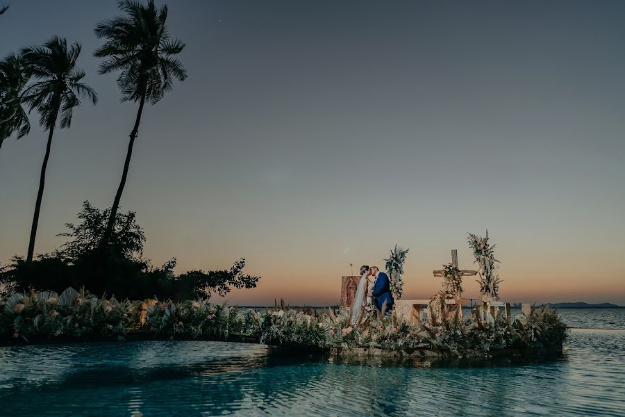 Fotógrafo de casamento Jean Pierre Michaud (acapierre). Foto de 5 de janeiro 2022