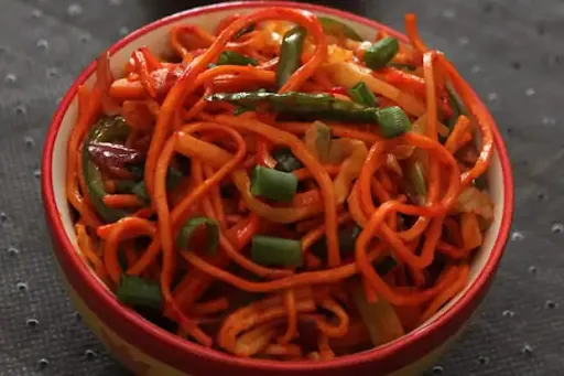 Veg Schezwan Noodles