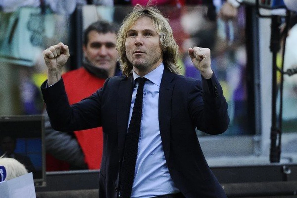 Nedved prend du service en Chine !