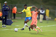 Teboho Mokoena of Mamelodi Sundowns and Iqraam Rayners of SuperSport United FC during the MTN8 quarter final match between Mamelodi Sundowns and SuperSport United at ABSA Tuks Stadium 