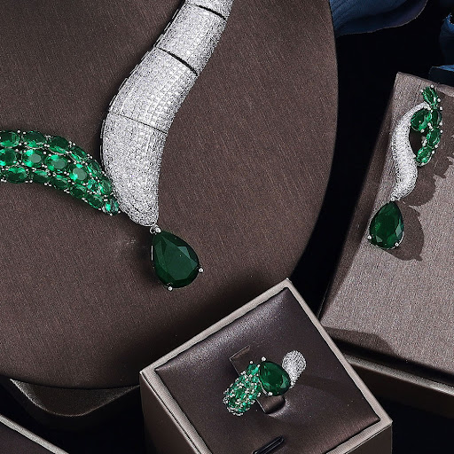 Title 5, Four Piece Jewelry Set includes Necklace, Earri...