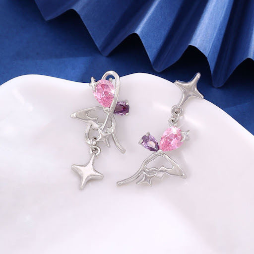 Title 3, Irregular Asymmetric Four Eight-pointed Stars S...
