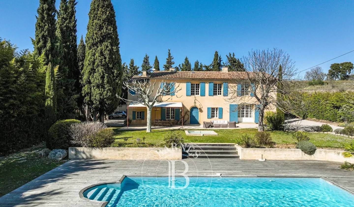 House with pool and garden Aix-en-Provence