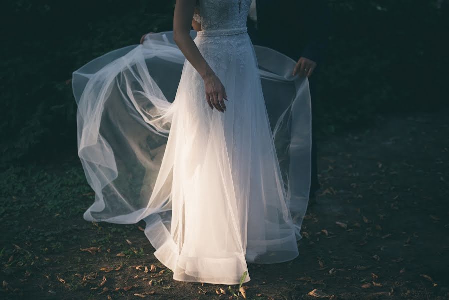 Fotografo di matrimoni Berta Zoltán (bertazoltan). Foto del 5 aprile 2020