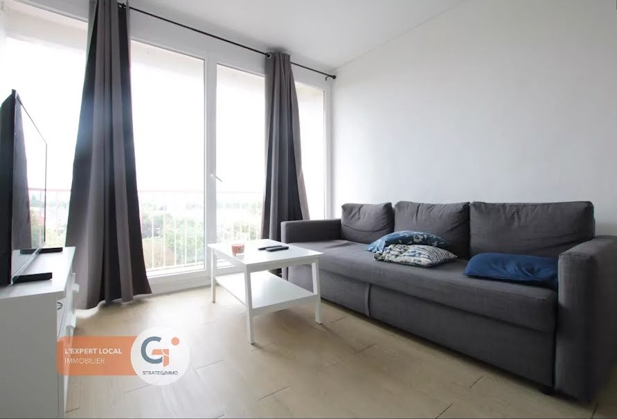 Location meublée appartement 1 pièce 9 m² à Saint-Etienne-du-Rouvray (76800), 380 €