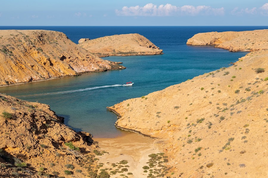 Bandar Al Khairan, najpiękniejsze plaże północnego Omanu