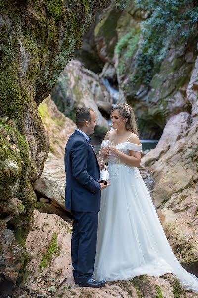 婚禮攝影師Dionisios Bertsos（studiobertsos）。2022 10月3日的照片