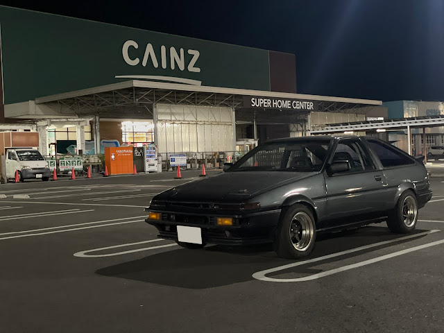 AE86 BLACK LIMITED トレノ レビン ステッカー 金 左右分 - 車外 ...