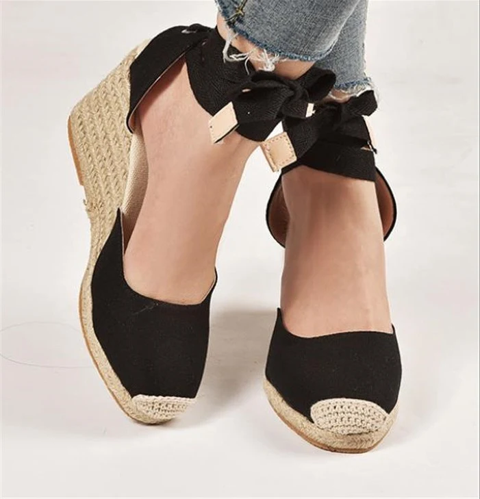 Lente Dames Kant Hoge Hakken Mode Sandalen. Stijlvolle en comfortabele sandalen voor een elegante look, perfect voor de lente.