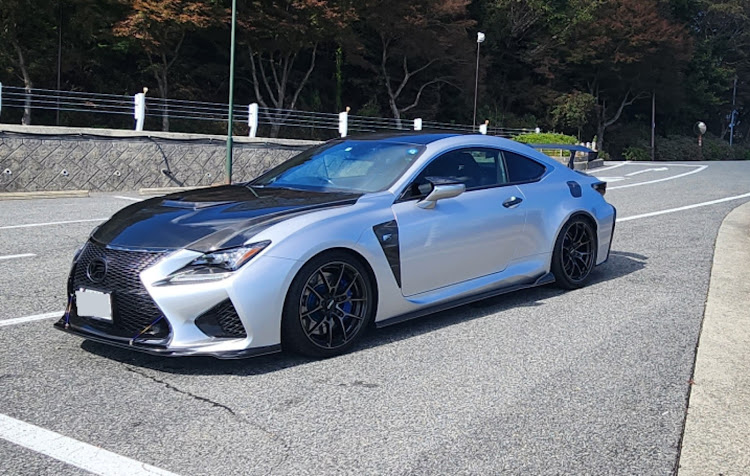 RC FのRAYS VOLKRACING・G025・2022限定カラー・ホイール交換に関するカスタム事例の投稿画像1枚目