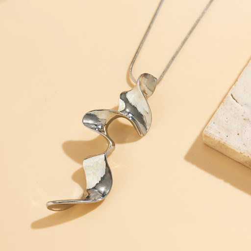 Title 3, Spiral Liquid Geometric Warping Design Necklace...