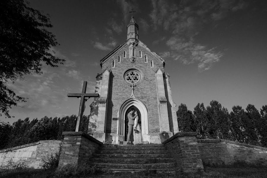 Fotógrafo de bodas Gábor Engyel (engyelgabor). Foto del 18 de enero 2023