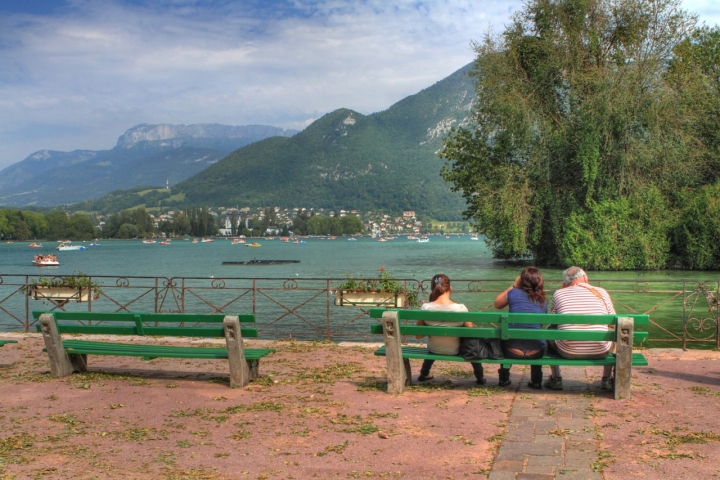 Green benches di Fotocop