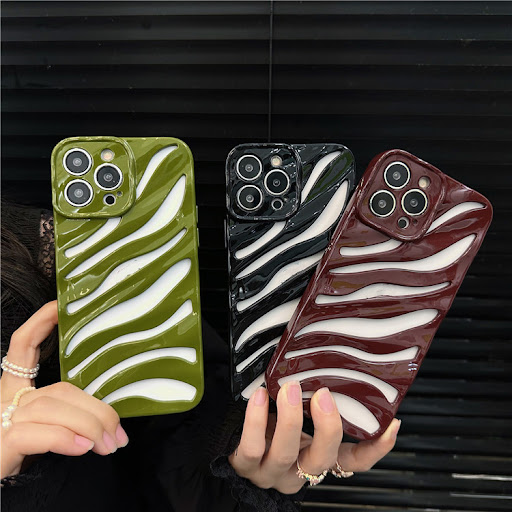 Title 10, Heat Dissipation Hollowed Out Minimalist Phone ...