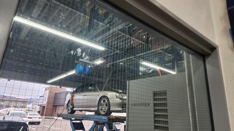 レガシィB4の愛車の好きな角度・いつもイイネ&コメントありがとうございます🙇‍♂️・BE / BH のｵｰﾅｰさん共に維持頑張って行きましょう！に関するカスタム事例の投稿画像2枚目