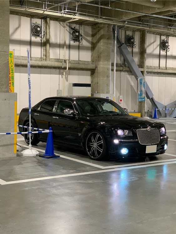 300C セダンのKucchiさんが投稿したカスタム事例の投稿画像1枚目