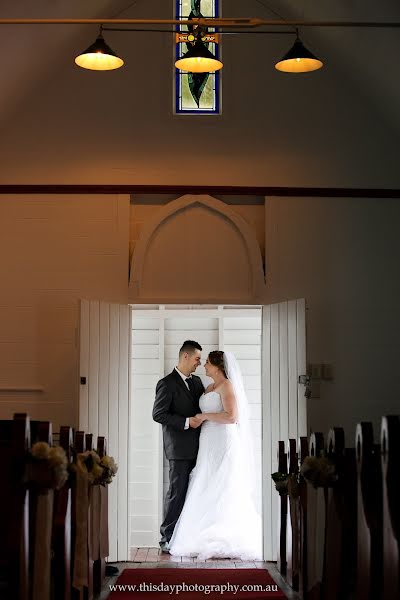 Wedding photographer Stacey Gower (thisdayphoto). Photo of 13 February 2019